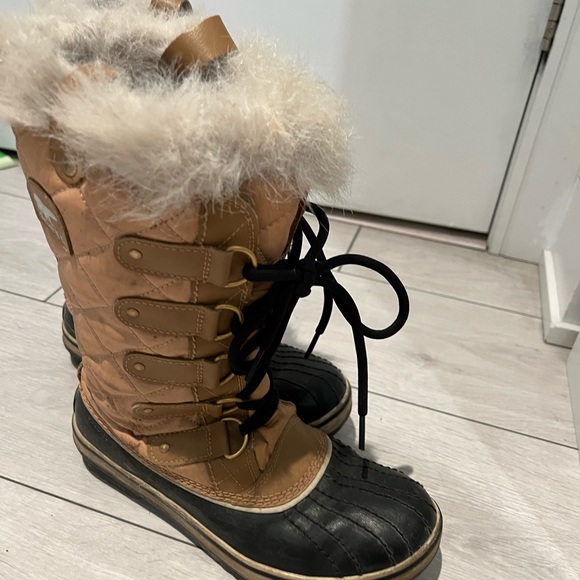 SOREL winter boot - Picture 4 of 4